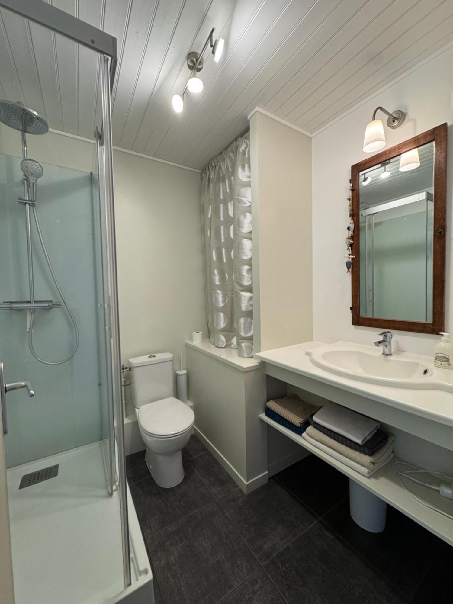 One-Bedroom Holiday home Sea Front