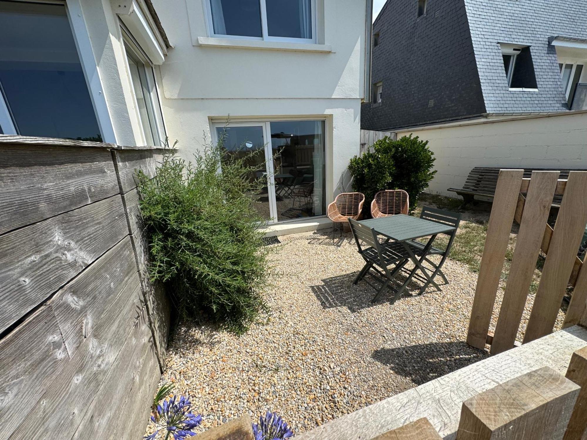 One-Bedroom Holiday home Sea Front