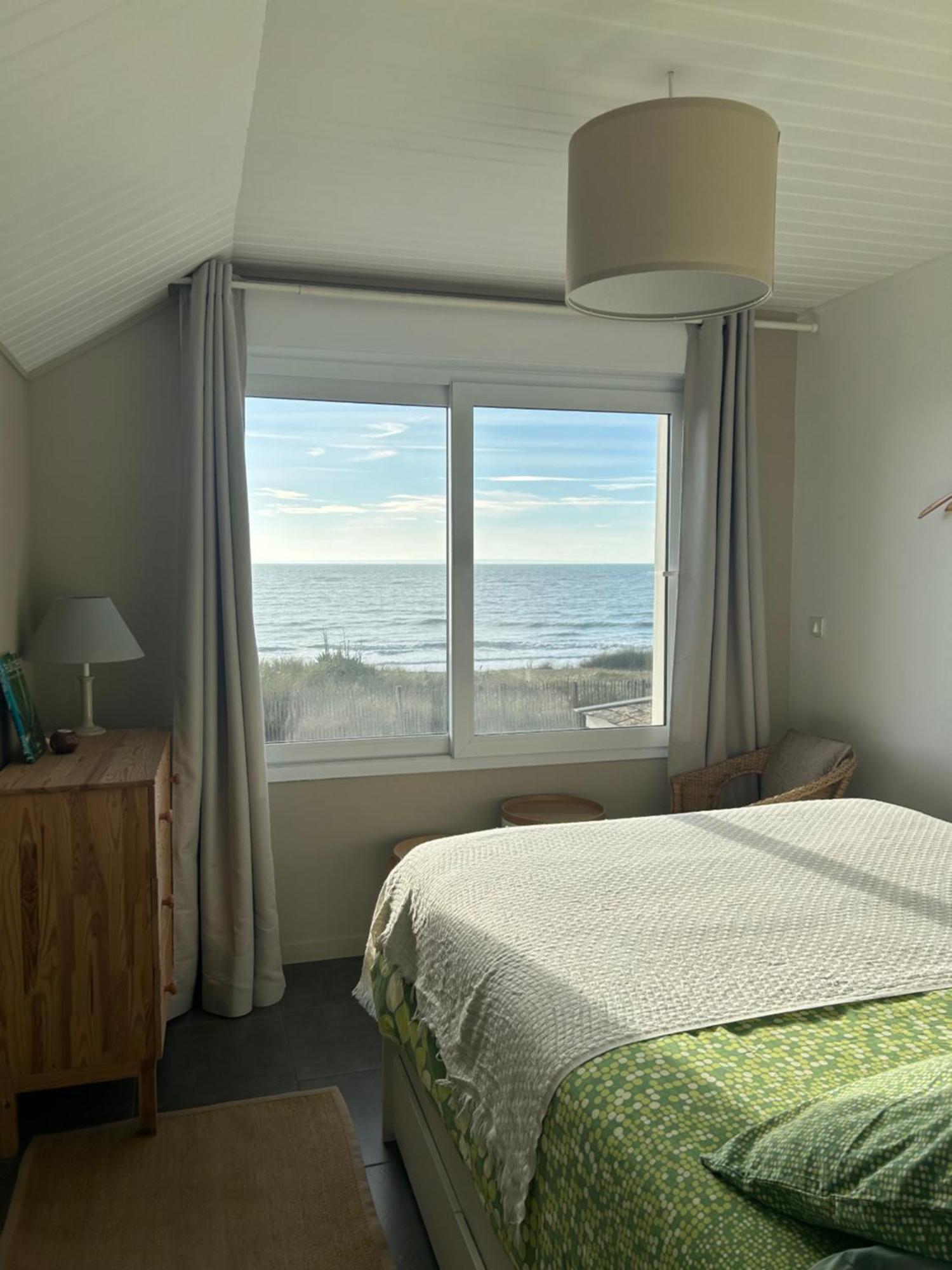 One-Bedroom Holiday home Sea Front